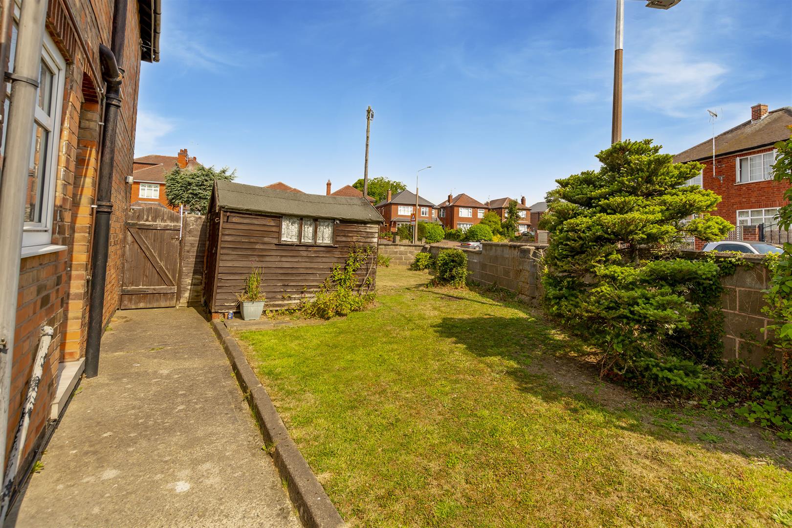 Hickings Lane, Stapleford Robert Ellis Estate Agents